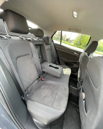 Volkswagen Golf cena 98000 przebieg: 59000, rok produkcji 2020 z Warszawa małe 742